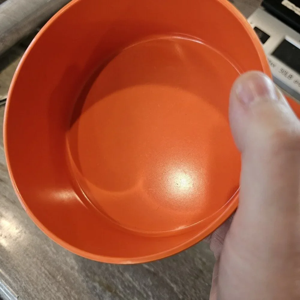 MCM 2 HELLER Bowls Finger Lid Vibrant Orange Massimo Vignelli Melamine 1 Cracked